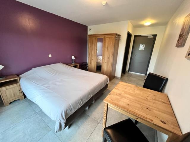 Des Blancs Cailloux Holiday home Mousny