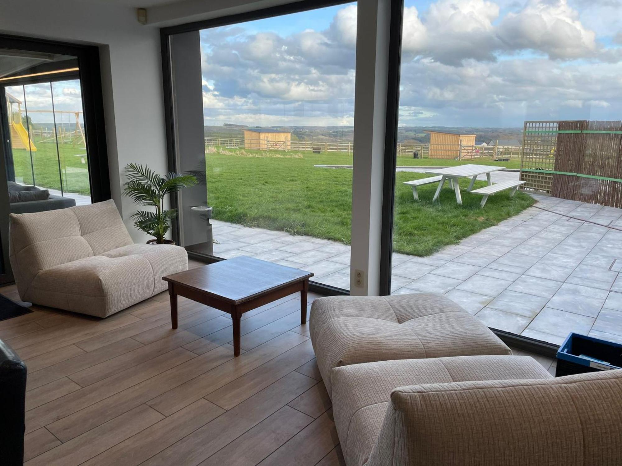 Holiday home Des Blancs Cailloux *